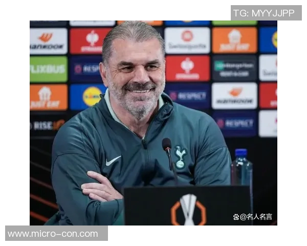 历史足球明星排名前五十的传奇人物与他们的辉煌成就回顾 历史足球明星排名前五十的传奇人物与他们的辉煌成就回顾