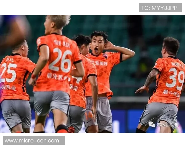 深圳足球队以83分领跑奥运会积分榜展现强劲实力与团队合作精神 深圳足球队以83分领跑奥运会积分榜展现强劲实力与团队合作精神